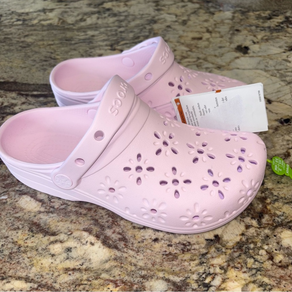 Crocs Women’s NWT - Picture 3 of 12